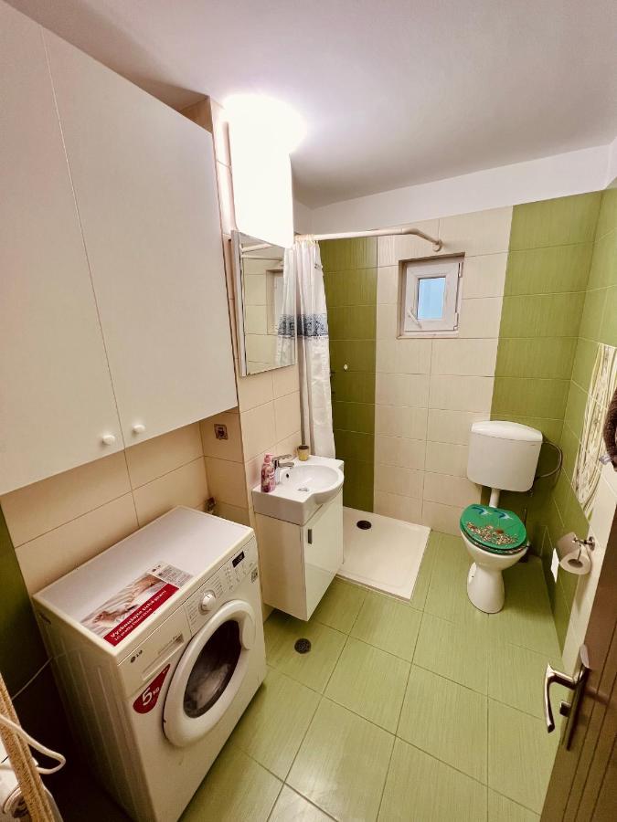 Adona Residence Oradea Luaran gambar